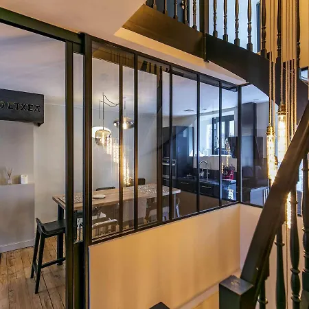 Hébergement de vacances Maison Spacieuse Au Centre De Cauterets, Avec Terrasse, Garage, Et Proche Commodites Et Telecabines. - Fr-1-401-260 *